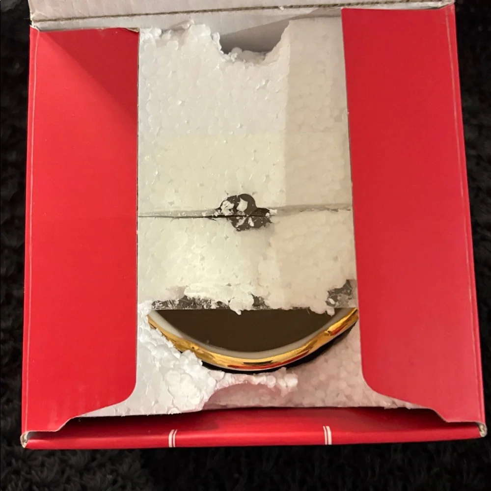 FINAL MARKDOWN Lenox Ivory and Gold Snowman Votive Holder